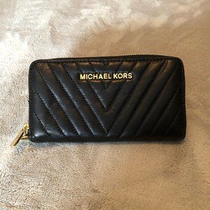 Michael Kors Wallet - Black